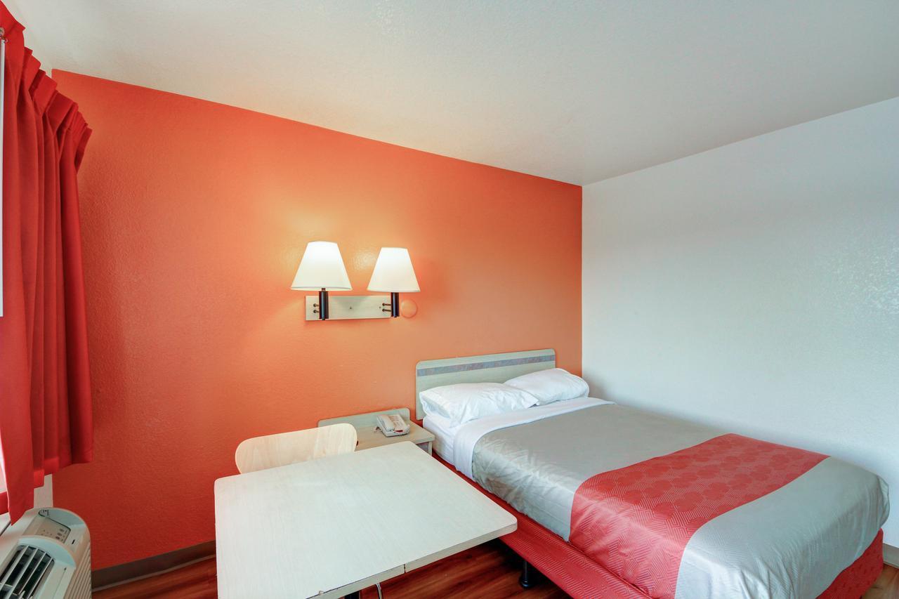 Motel 6 - Oklahoma City Airport Δωμάτιο φωτογραφία