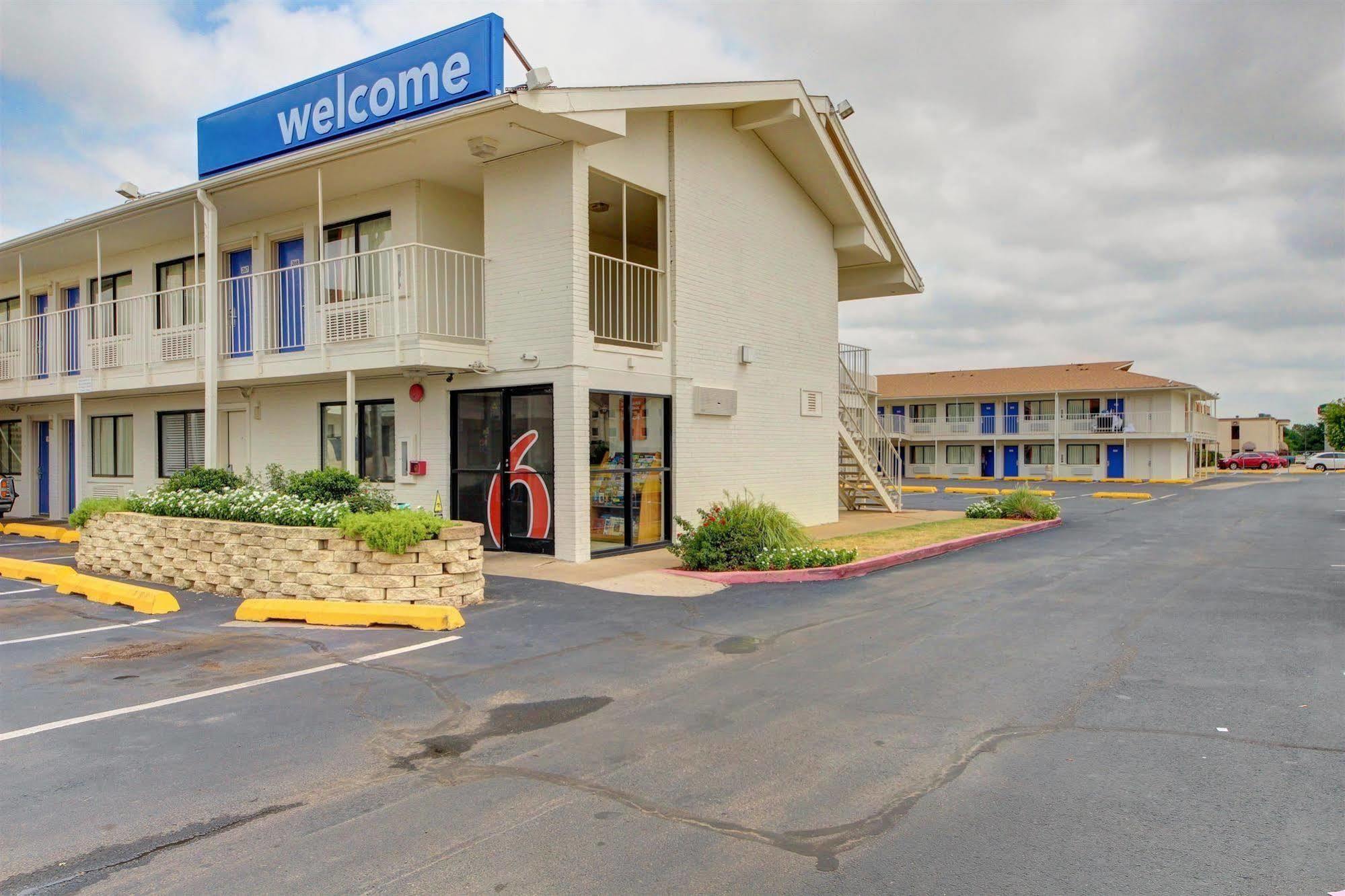 Motel 6 - Oklahoma City Airport Εξωτερικό φωτογραφία